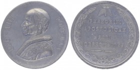 Zinnmedaille, o. Jahr
Vatikan. Dickstück, auf Papst Leo XIII.. 42,22g
ss/vz