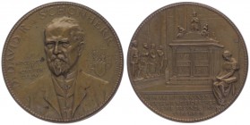 Franz Joseph I. 1848 - 1917
Bronzemedaille, 1890. auf David R. von Schönherr, Geschoichtsforscher.
Wien
40,67g
vz