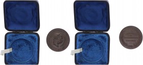 Franz Joseph I. 1848 - 1916
Kupfermedaille, o. Jahr. Staatspreis für Landwirtschaft, von Tautenhayn, Av. Brb. Franz Joseph I. Rv. Schrift in Kranz, Dm...