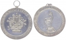 Orden / Anstecker, o. Jahr
Musikbund F.D. Pol. Bezirk Kitzbühl // für 25 Jahre Mitgliedschaft, Dm 38 mm, nit original Öse.. Wien
17,20g
vz
