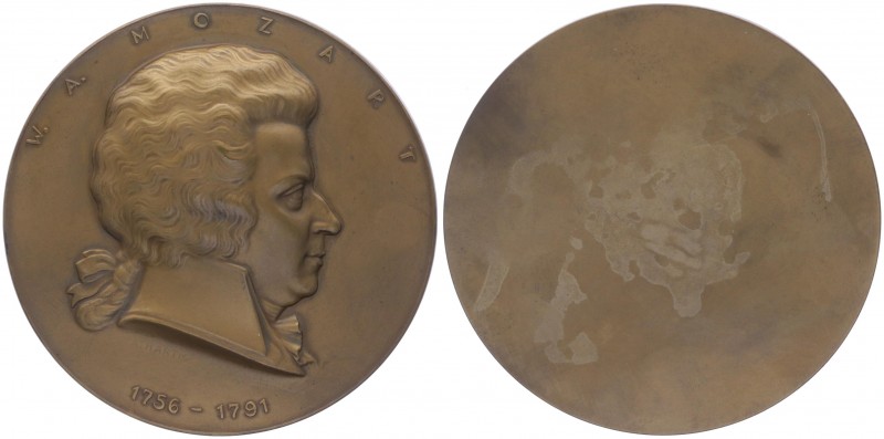 Bronzemedaille, o. Jahr
einseitig, auf Wolfgang Amadeus Mozart 1756 - 1791.. Wie...