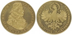 Bronzemedaille, 1969
von K.Bodlak, auf die 300 Jahrfeier der Universität. Brb. Kaiser Leopold I. n.r./ Tiroler Adler (n.d. Taler 1669 Hall), Randschri...