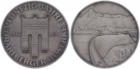 Silbermedaille, 1974
50 Jahre Illwerke (1924 1974). 78,11g
stgl