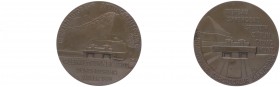 Bronzemedaille, 1976
auf den Durchschlag des Gleinalmtunnels, von K. Regschek, Dm 49,5 mm. Wien
72,40g
stgl