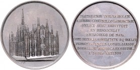 Italien - Mailand Bronzemedaille 1844 (v. Putinati) auf die Wiederherstellung des zerstörten Hauptturmes 
47,3mm 41,2g vz+