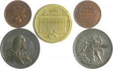 Italien - Lots Lot o.J. von 3 Stücken: Versilberte Bronzemedaille o.J. (v. B. Perger) auf Carolus Pius Balestra (45,8mm 33,3g), Bronzemedaille o.J. (v...