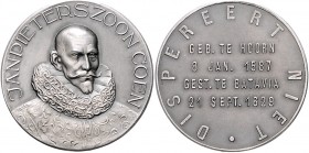 Niederländisch-Indien Silbermedaille o.J. mattiert auf Jan Pieterszoon Coen 1587 - 1629, Generalgouverneur der niederländischen Ostindien-Kompanie 
3...