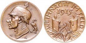 Medaillen von Karl Goetz Bronzemedaille 1915 Soldat mit Pickelhaube - Weihnacht im Feld Kien. 246. Slg. Bö. 5633. 
22,7mm 6,8g vz-st