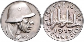 Medaillen von Karl Goetz Silbermedaille 1917 Soldat mit Helm - Weihnacht im Feld Kien. 249. Slg. Bö. 5638. 
22,7mm 4,9g f.st