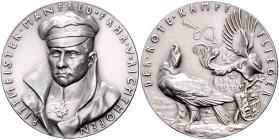 Medaillen von Karl Goetz Silbermedaille 1918 auf den Tod von Rittmeister Manfred Freiherr von Richthofen , mit Abschusszahl 80, i.Rd: BAYER. HAUPTMÜNZ...