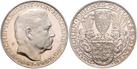 Medaillen von Karl Goetz Silbermedaille 1927 mit Münzzeichen D (für München) auf den 80. Geburtstag von Hindenburg, i.Rd: BAYER. HAUPTMÜNZAMT . SILBER...