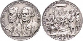 Medaillen von Karl Goetz Silbermedaille 1930 mattiert auf die 400-Jahrfeier der Augsburger Konfession, i.Rd: BAYER. HAUPTMÜNZAMT. FEINSILBER Kien. 439...