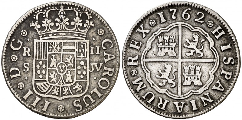 1762. Carlos III. Sevilla. JV. 2 reales. (AC. 775). 5,48 g. Ensayador en posició...