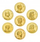 * 7 Goldmedaillen Monaco mit Herrscherportrait im Holzetui.Zusammen ca. 80,5 g.f.