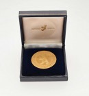 * 4 Goldmedaillen Schweiz zu verschiedenen Anlässen. Zusammen ca. 80,5 g.f.