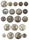 * Partie Vatikan untergebracht auf 11 Tablaren. Dabei Serie Sede Vacante Münzen und Kursmünzen Vatikan meist 1930er-1960er Jahre. Dazu Partie Medaille...