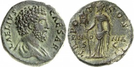 AELIUS (CESAR SOUS HADRIEN) (136-138). Sesterce (22,85 g) Rome 137.
A/ L AELIVS CAESAR. Son buste drapé tête nue à droite.
R/ TR POT COS II. SC. La ...
