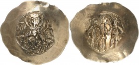 MANUEL I COMMENE (1143-1180). Aspron Trachy en électrum (4,05 g) Thessalonique.
A/ MP – OV. La Vierge nimbée de face sur un trône tenant un médaillon...