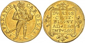 BESANCON (CITE IMPERIALE). Au Nom de CHARLES QUINT (1559-1675).
Demi-ducat (1,73 g) (1655).
A/ IMPERATOR CAROLVS*V*. L'Empereur debout à droite cour...