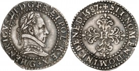 HENRI III (1574-1589) Demi-Franc au col plat (7,11 g) 1587 Poitiers (G).
A/ HENRICVS.III.D.G.FR.ET.POL.REX (G). Buste du Roi lauré et cuirassé avec c...