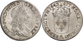 LOUIS XIII (1610-1643) Demi écu 1er poinçon de Warin. (13,71 g) 1642 Paris (A).
A/ LVDOVICVS.XIII.D.G.FR.ET.NAV.REX (date). Sa tête laurée à droite....