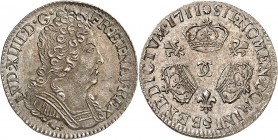 LOUIS XIV (1643-1715) Dixième d'écu aux trois couronnes (3,08 g) 1711 Besançon (CC).
A/ LVD.XIV.D.G.FR.ET.NAV.REX (différent et date). Sa tête laurée...