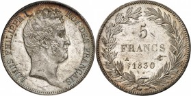LOUIS-PHILIPPE I (1830-1848). 5 Francs " tête nue " 1830 A = Paris (1 477 841 ex.).
Tranche en creux.
A/ LOUIS PHILIPPE I ROI DES FRANÇAIS. Tête à d...