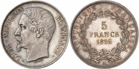 IIème REPUBLIQUE (1848-1852) LOUIS NAPOLEON BONAPARTE.
5 Francs 1852 A = Paris (16 116 664 ex.).
A/ LOUIS-NAPOLEON BONAPARTE - nom du graveur. Tête ...