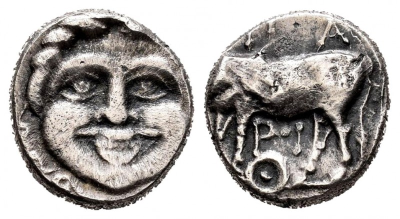 Mysia. Parion. Hemidracma. 350-300 d.C. (Gc-3919). Anv.: Cabeza de Gorgon de fre...