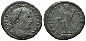 Diocleciano. Follis. 296-298 d.C. Heraclea. (Spink-12787). (Ric-23a). Rev.: GENIO POPVLI ROMANI. Genio de pie a izquierda con pátera y cuerno de la ab...