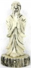 China
Varia
Speckstein-Figur (Steatit) eines Mannes mit langem Bart und Gewand auf einer Baumscheibe. Höhe 17 cm.