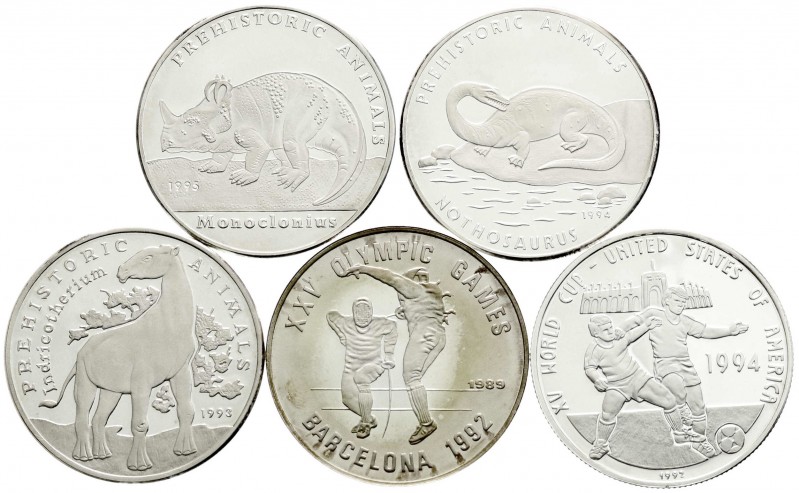 Kambodscha
Lots
5 versch. 20 Riels Silber 1989 bis 1995. Dinosaurier, Olymp. S...