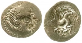 Gallische Kelten
Coriosolites
Billon Stater. Kopf r. mit 3 Locken an der Schläfe, rechts Schnörkel/Pferd r. sehr schön