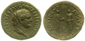 Kaiserzeit
Titus, 79-81
Sesterz COS VIII = 80/81. Bel. Kopf r./PROVIDENT AVG SC. Vespasian und Titus stehen sich gegenüber. sehr schön