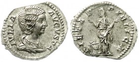 Kaiserzeit
Julia Domna, Gattin des Septimius Severus, gest. 211
Denar 196/211. Drap. Brb. r./PIETAS PVBLICA. Pietas steht l. zu Füßen Altar. vorzügl...