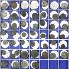 Römer
Provinzialröm. Münzen
Schuber mit 47 provinzialröm. Münzen, zumeist alexandrinische Tetradrachmen (ab Augustus bis Maximianus), aber auch Moes...