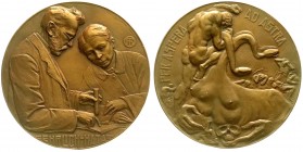 Medicina in Nummis
Personenmedaillen
Bronzemedaille o.J. (1912). Ehrlich und Hata bei der Arbeit/Herkules tötet Hydra. 66 mm. vorzüglich