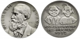 Münchner Medailleure
Karl Goetz
Silbermedaille 1932 a.d. 100. Geburtstag v. Wilhelm Busch. 36 mm; 19,86 g. fast Stempelglanz, mattiert
