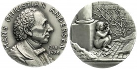 Personenmedaillen
Andersen, Hans Christian - eine Spezialserie Münzen und Medaillen
Silbermedaille 1975 von Harald Salomon, zu seinem 100. Todestag....