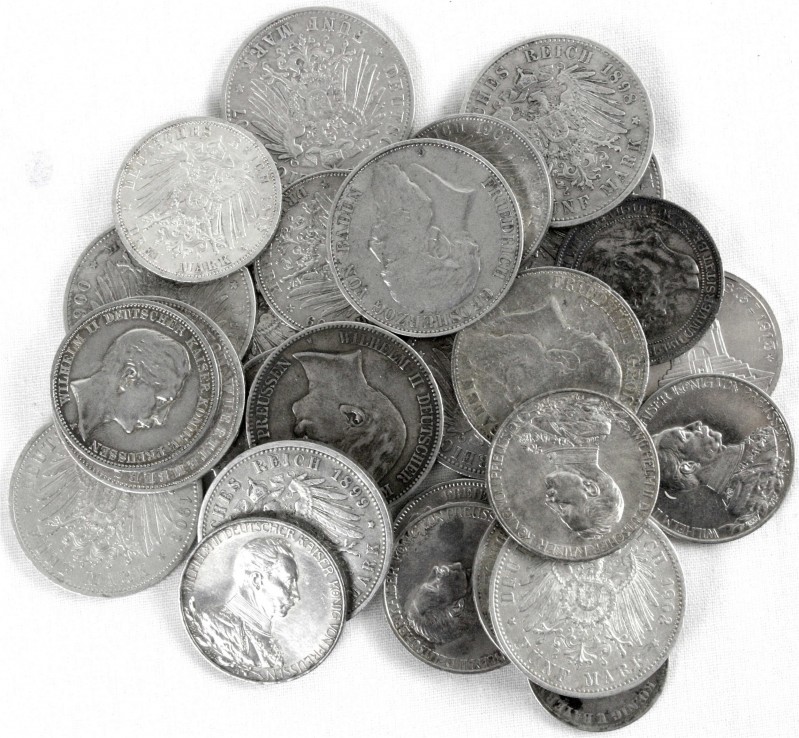 Zusammenstellungen/Lots
27 Münzen: 15 X 5 Mark, 11 X 3 Mark, 1 X 2 Mark. Baden,...