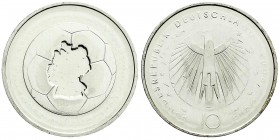Bundesrepublik Deutschland
10 Euro Silber 2003 zur Fussball-WM 2006. Mit starken Prägeausfällen. prägefrisch