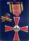Deutschland
BRD, seit 1948
Bundesverdienstkreuz II. Klasse für Herren im Etui (mit Miniatur). vorzüglich