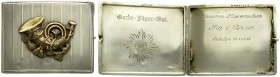 Sonstige militär. Gegenstände
Kaiserreich, 1871-1918
Zigarettenetui (Silber 835), graviert 27.1.1900 vom preuss. Garde-Jäger-Bataillon für den Komma...