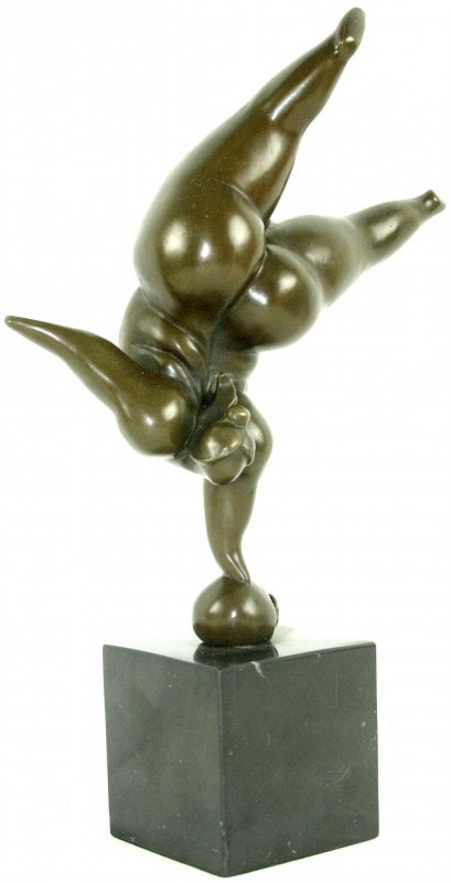 Skulpturen und Plastiken
Bronzeskulptur "abstrakte Rubensdame im Handstand auf ...