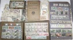 Ausland
Österreich
Sicherlich weit über 1000 Notgeldscheine in Alben (teils großformatig), in Tüten und Schachteln. Augenscheinlich meist verschiede...