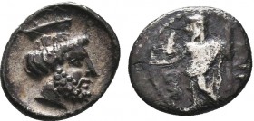 Greek Obol, Ca. 350-300 BC. AR

Condition: Very Fine

Weight: 0.70gr
Diameter: 10mm