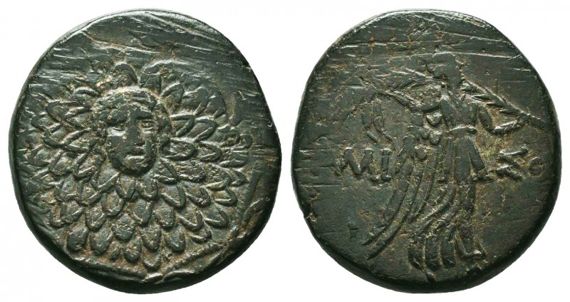 PONTOS, Amisos. 85-65 BC. AE
Aegis with Gorgon's head / Nike standing holding pa...