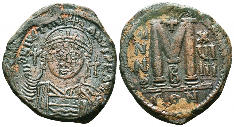 Justinian I. AE follis. 527-565 AD, Constantinople. DN IVSTINIANVS PP AVG, pearl...