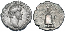ANTONINO PÍO. Denario. Roma (140-143). R/ Modius con espigas; ANNONA AVG. RIC-62. MBC-.