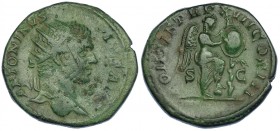 CARACALLA. Dupondio. Roma (210 d.C.). R/ Victoria a der. escribiendo en escudo sobre tronco de palmera; PONTIF TR P XIII COS III, S-C. RIC-455. Pequeñ...